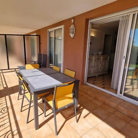 T3 Climatise En Rez-de-jardin, Piscine, Et Centre-ville A Pied - 6 Pers, Ste Maxime - Fr-1-780-42 Daire *