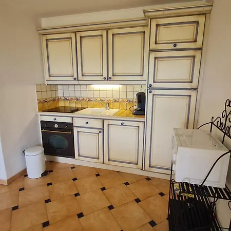 T3 Climatise En Rez-de-jardin, Piscine, Et Centre-ville A Pied - 6 Pers, Ste Maxime - Fr-1-780-42 *